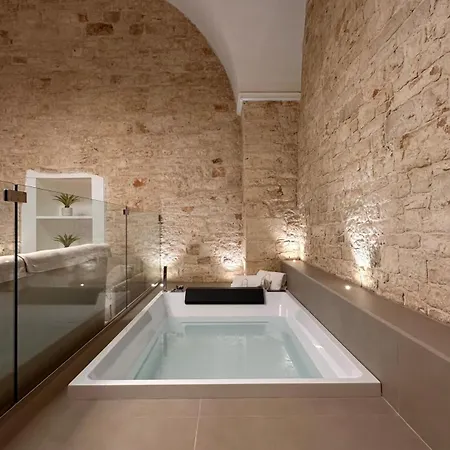 Pietra Antica Luxury 4* Sannicandro di Bari