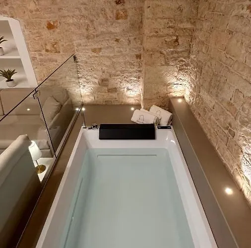 Pietra Antica Luxury 4* Sannicandro di Bari